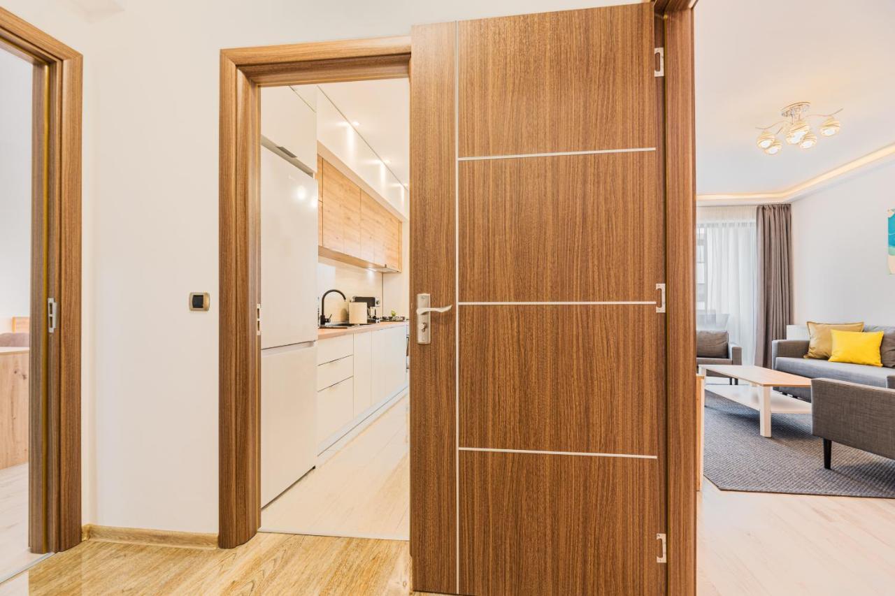 Isaran 2d3e Apartment