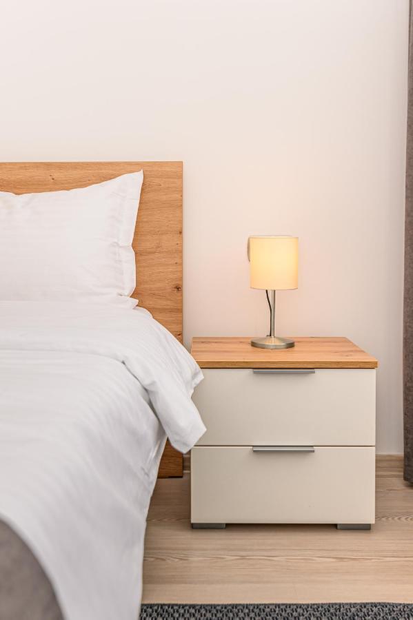 Isaran 2d3e Apartment *