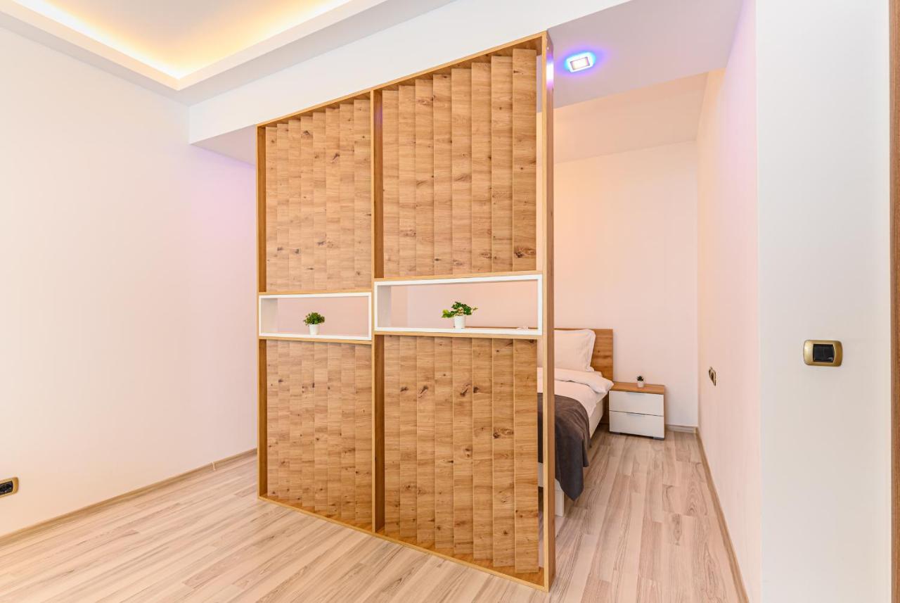 Isaran 2d3e Apartment